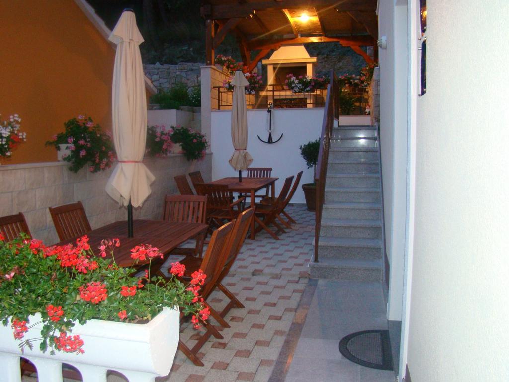 Apartments Villa Sunce Dugi Rat Dış mekan fotoğraf