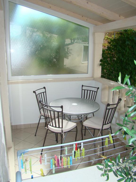 Apartments Villa Sunce Dugi Rat Dış mekan fotoğraf