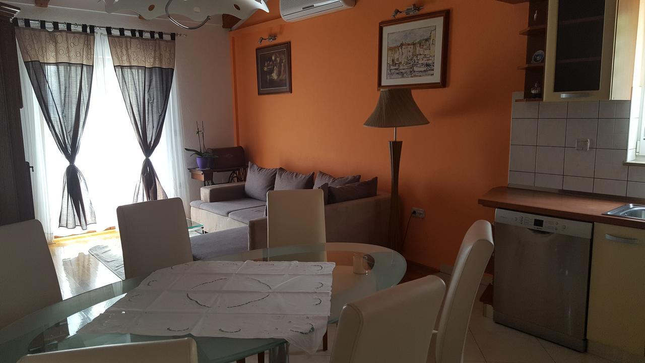 Apartments Villa Sunce Dugi Rat Dış mekan fotoğraf